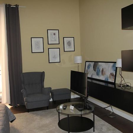Holiday In Home Suite Archimede Catania Exterior foto