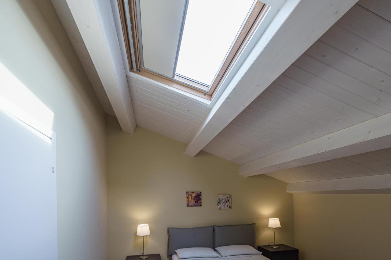 Holiday In Home Suite Archimede Catania Exterior foto
